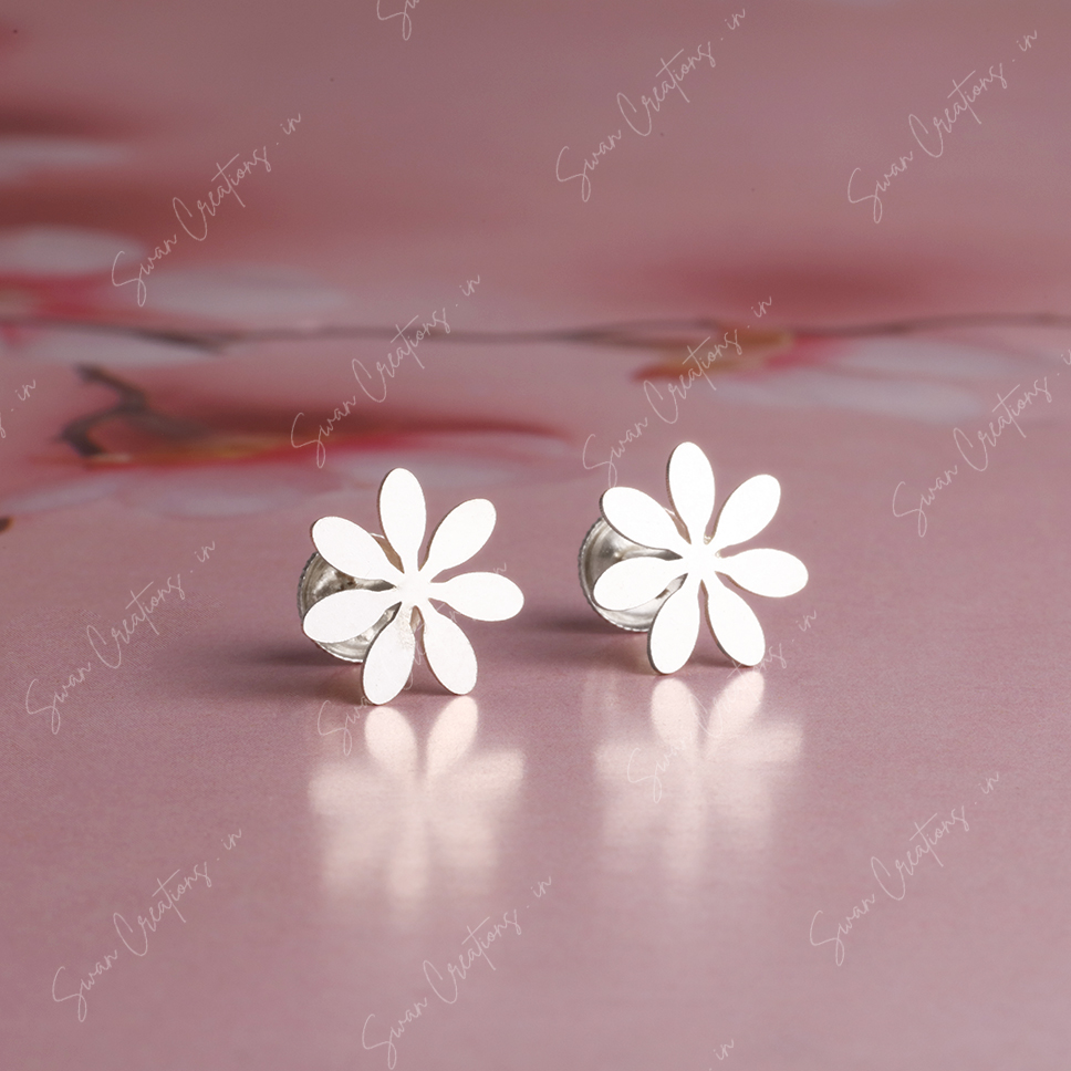 daisy-swancreations-earrings-everday earrings-925 silver stud-925 earrings-silver earring-925 silver earring 925 Silver Earring - DAISY - Image 1
