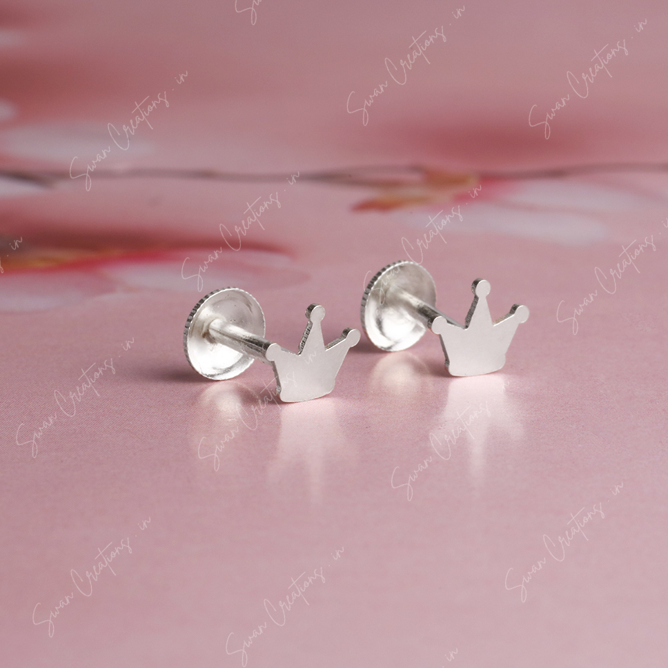 queen -swancreations-earrings-everday earrings-925 silver stud-925 earrings-silver earring-925 silver earring 925 Silver Earring - QUEEN - Image 1
